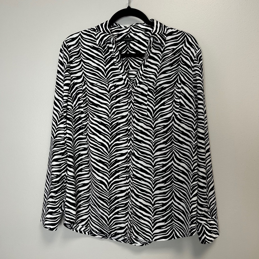 Talbots size 10 zebra print‎ lightweight blouse